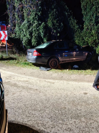 Pijany 19-latek rozbił Mercedesa w Adamowie