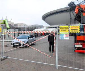 Scena Sylwestra z Dwójką TVP w trakcie budowy