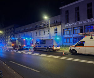Runął budynek w centrum Częstochowy. Gruzowisko przeszukały psy