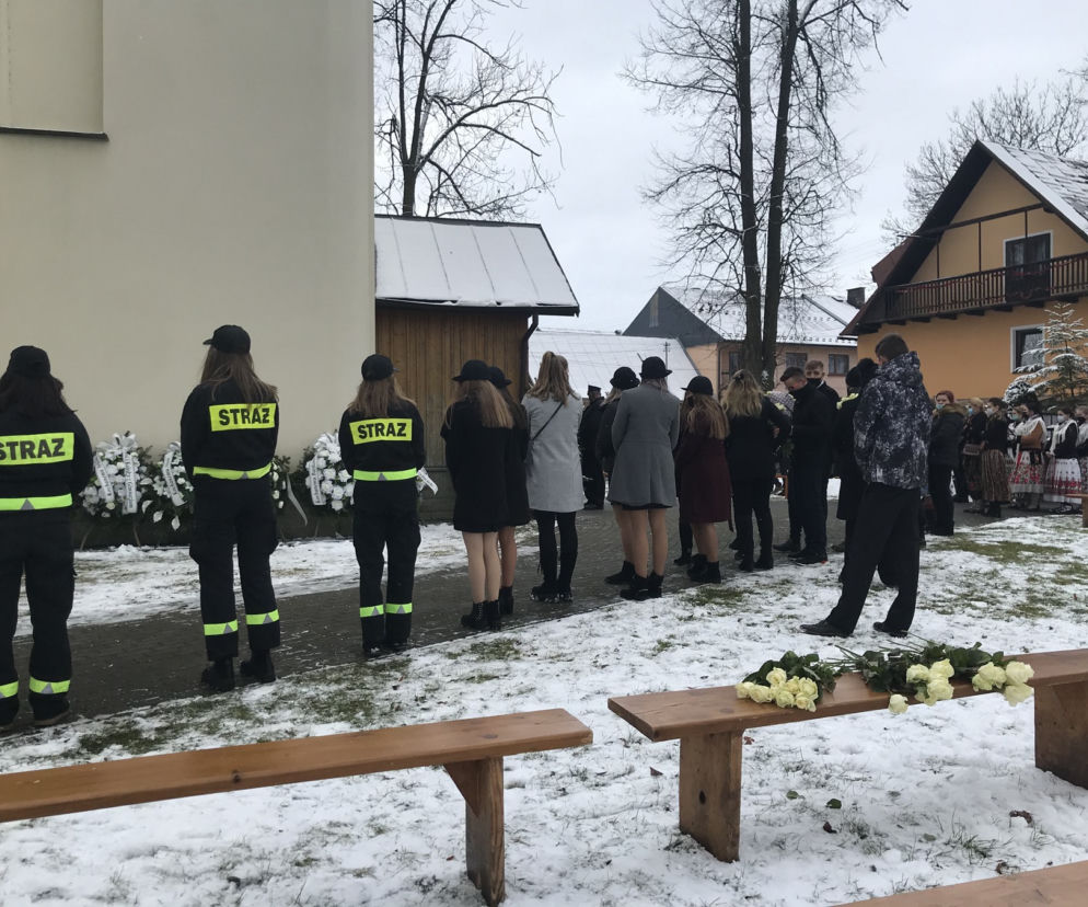 Razem zgineli. Razem ich żegnali.