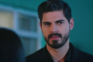 Panna młoda, odcinek 56: Cihan porywa Hancer! Zabiera ją do ustronnego domu na wsi