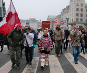 Tysiące ludzi na ulicach Kopenhagi. Masowe protesty przeciwko Trumpowi