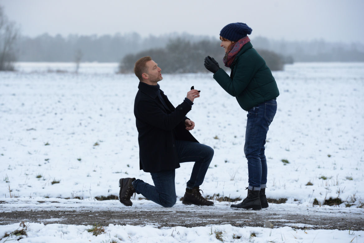 Komisarz Alex 16 odc. 197. Lucyna (Magdalena Walach), Piotr Górski (Krystian Wieczorek)