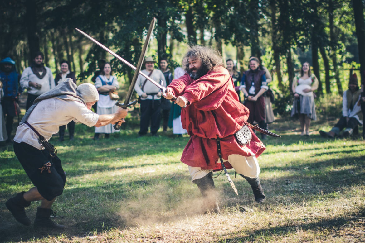 Wiedźmiński larp na zamku w Korzkiew. Gracze ,,pojadą" do Toussaint już w kwietniu! 