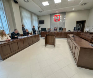 Sąsiedzi ściganego mecenasa: „Widzieliśmy go w niedzielny wieczór pod domem”