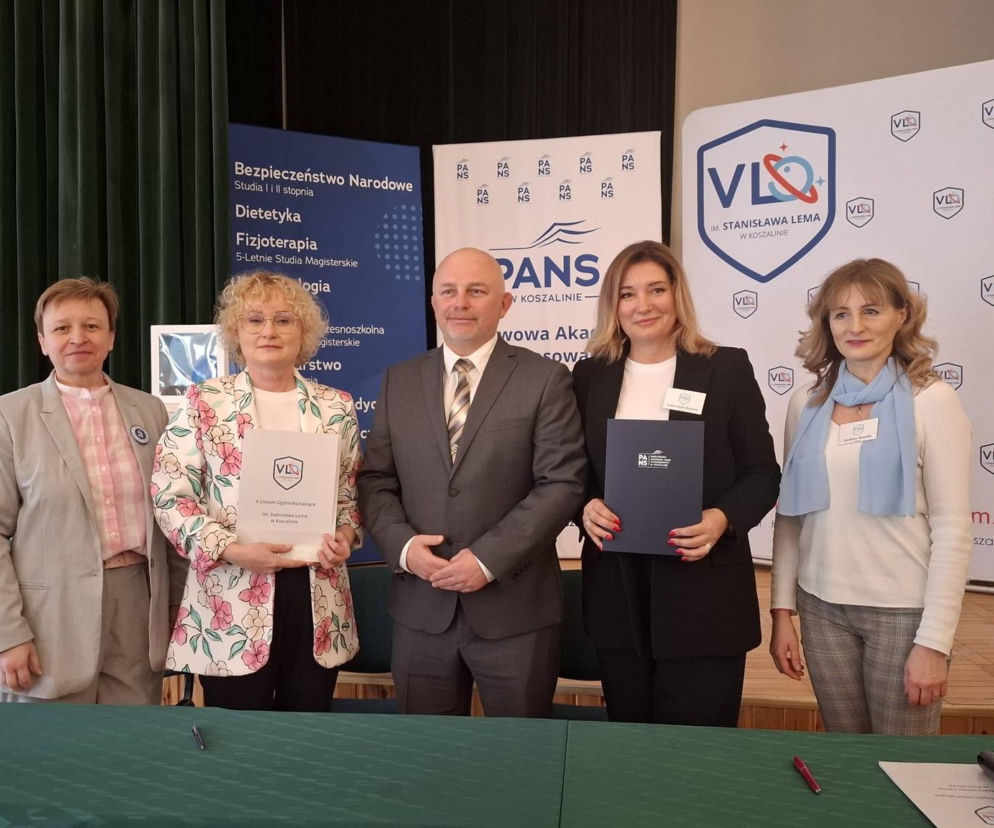 Współpraca V LO i PANS w Koszalinie
