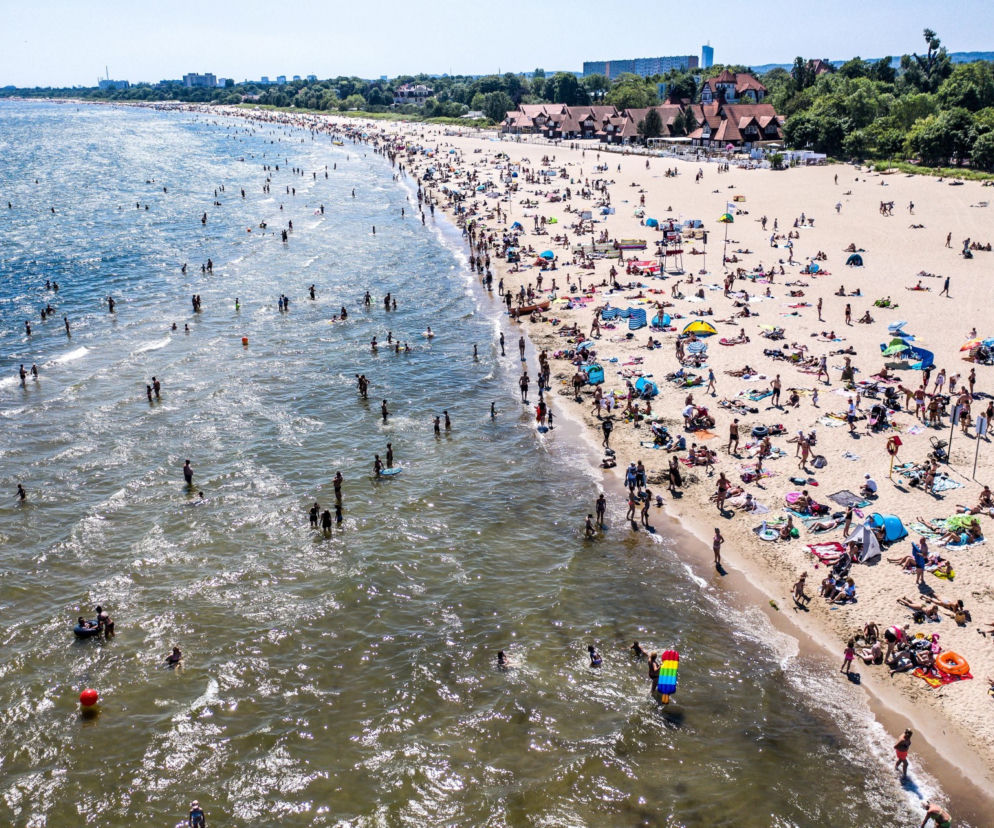 Armagedon nad Bałtykiem. Takich tłumów na plażach dawno nie było!