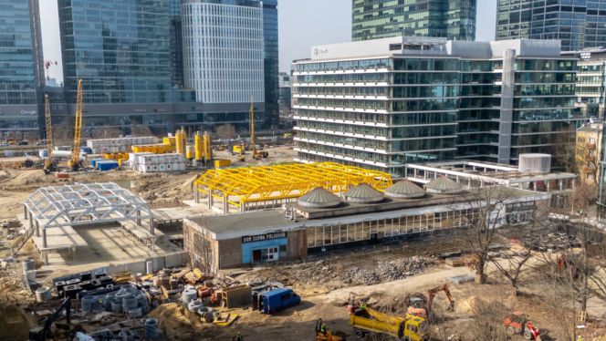 Budowa wieżowca AFI Tower w kompleksie Towarowa22