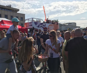 Wakacyjny bus Radia ESKA przyjechał do Trójmiasta! [ZDJĘCIA]