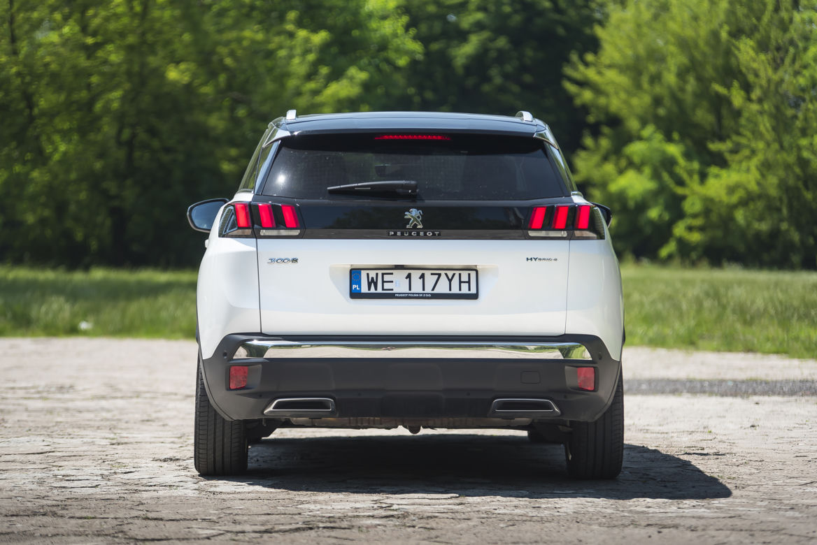 Peugeot 3008 GT HYbrid4 300 KM e-EAT8