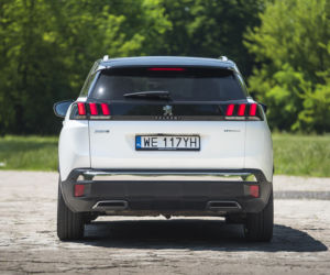 Peugeot 3008 GT HYbrid4 300 KM e-EAT8