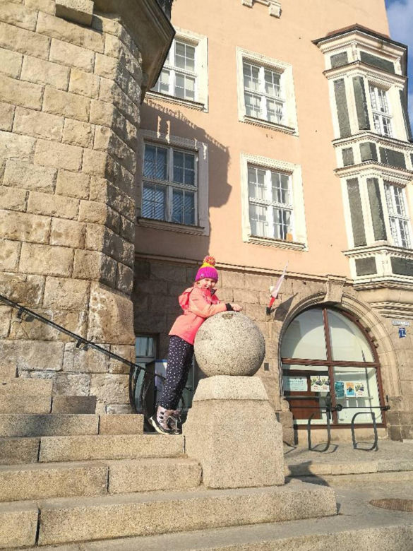 Covid zniszczył trzustkę Lilci. 9-latka wymaga wiecznego czuwania. "Żyjemy w strachu"