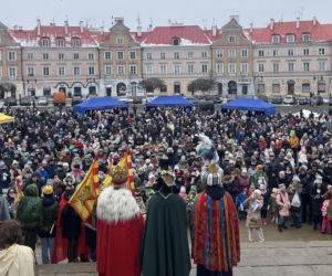 Tłumy na Orszaku Trzech Króli w Lublinie