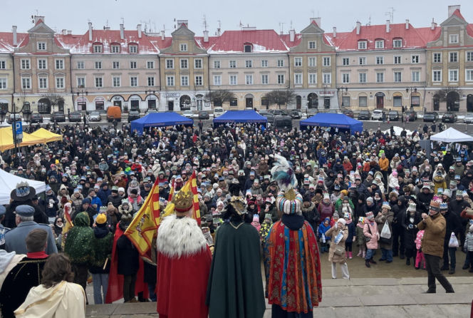 Tłumy na Orszaku Trzech Króli w Lublinie