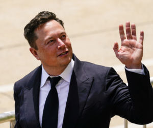Elon Musk sprzedaje ostatni dom! Nie chce mieć niczego