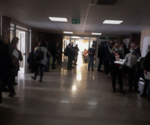 Lubelski szpital szczepi bez zasad sanitarnych