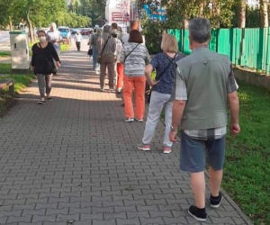  Wybory 2020 Warszawa. Kolejki do głosowania tuż po godz 8