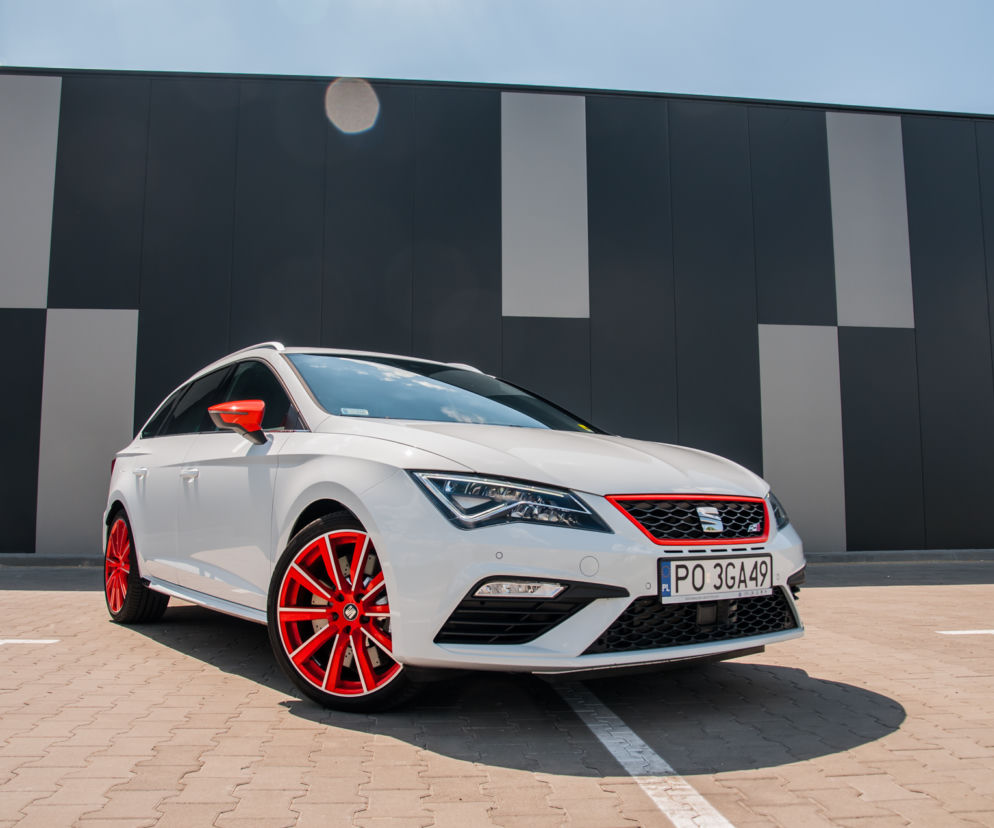 Seat Leon ST Cupra 2.0 TSI 300 KM DSG6 4Drive 