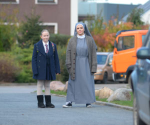 Pierwsza miłość, Dominika (Aneta Zając), Julka (Łucja Kawczak)