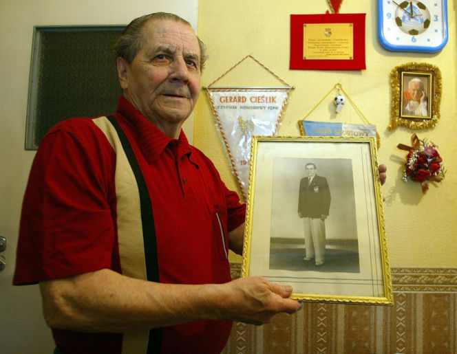 Łącznik: widowisko o Gerardzie Cieśliku