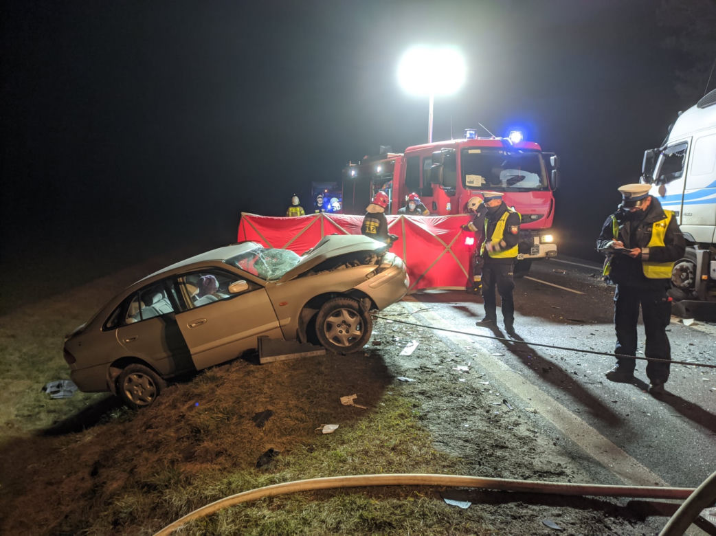Makabra drogowa koło Turku. NIE ŻYJE jedna osoba