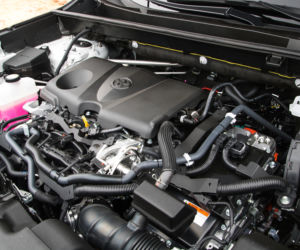 Toyota RAV4 2.5 Hybrid Dynamic Force 218 KM FWD e-CVT Selection