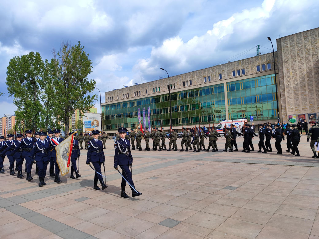 Ślubowanie uczniów klas pierwszych szkół ZDZ w Radomiu