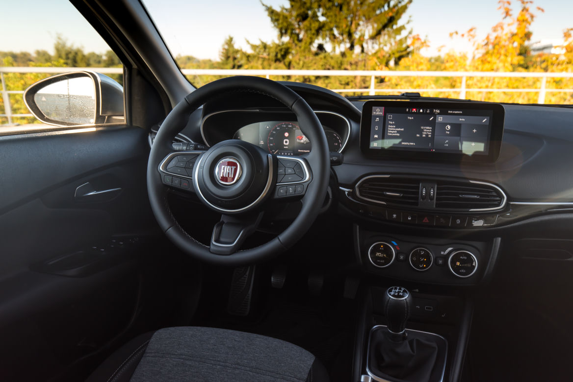 Fiat Tipo Cross 1.0 100 KM FireFly 5MT
