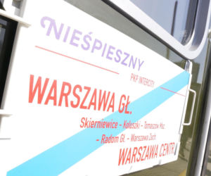 Jechałem legendarnym pociągiem. W środku jak kiedyś, aż trudno uwierzyć! Ludzie mówią wprost: „to były czasy”