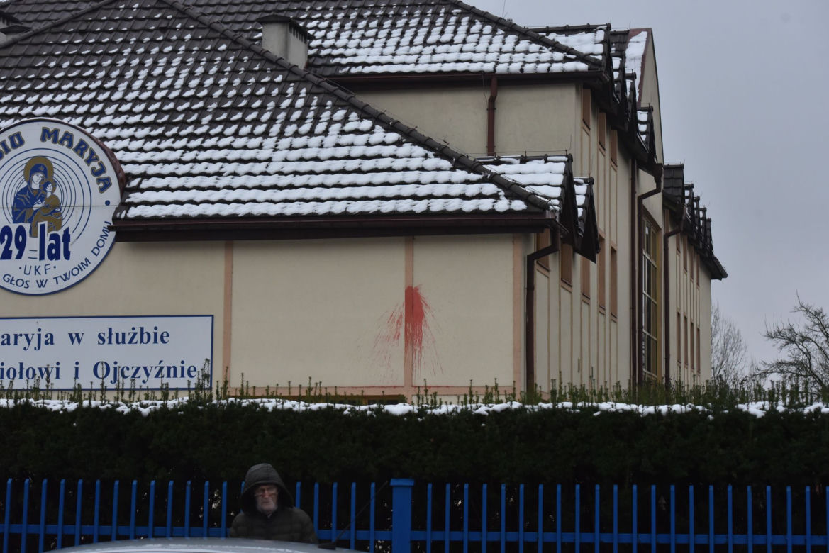 Międzymiastowy protest samochodowy pod Radiem Maryja. Strajkowali w Święto Trzech Króli
