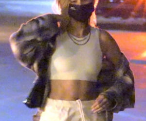Hailey Bieber