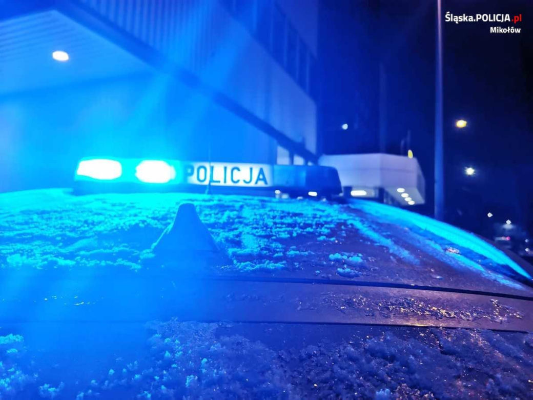 Kobieta potrąciła seniorkę na pasach, bo zapomniała odśnieżyć szyby