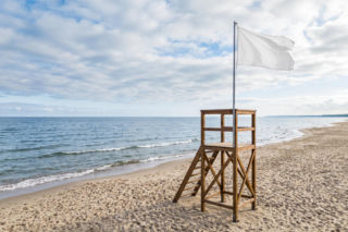 Sinice Trzęsacz. Czy w Trzęsaczu można się kąpać 14.07? Flaga, warunki pogodowe