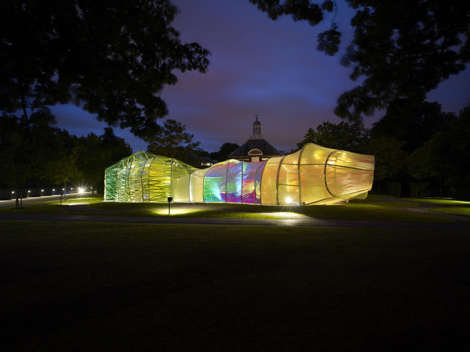 Pawilon letni Serpentine Gallery projektu selgascano