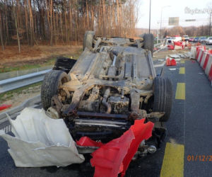 Alfa Romeo na dachu. Do tego prowadzi nadmierna prędkość