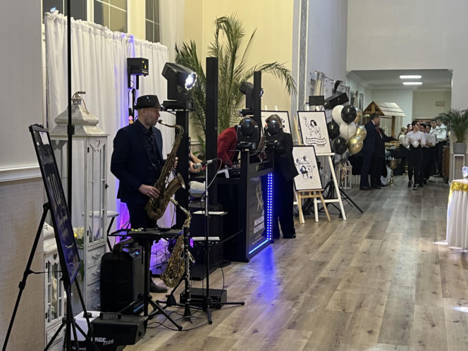 Studniówka pełna blasku i emocji! Tak bawili się maturzyści II LO w Bydgoszczy [ZDJĘCIA]