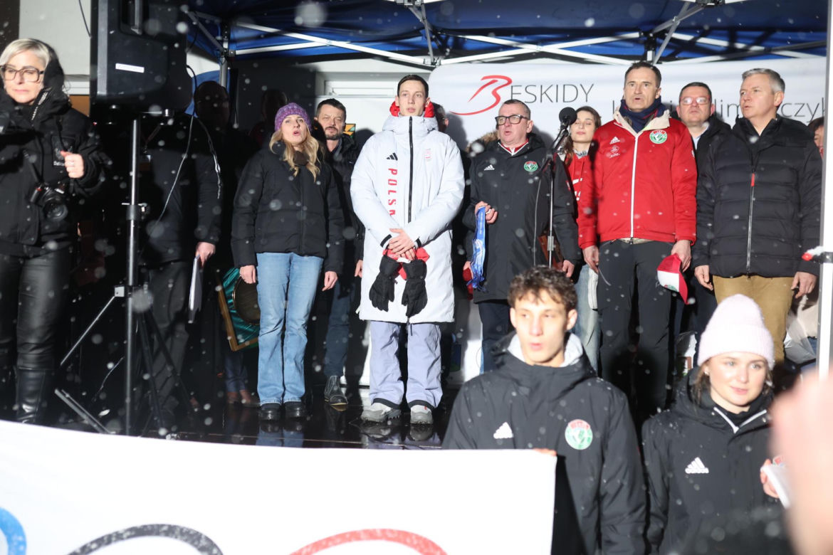 Kacper Tomasiak powitany po IO w rodzinnych stronach