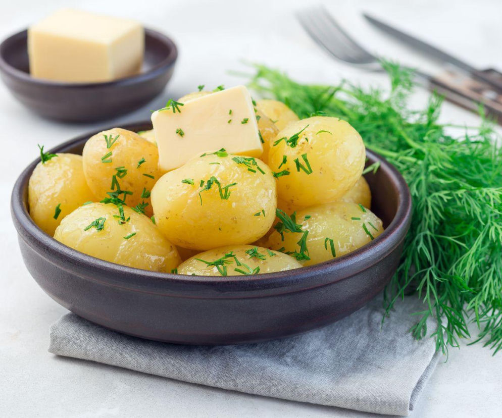 ziemniaki w bulionie