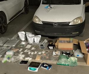 Narkotykowy gigant rozbity w Krakowie. Ponad 2 miliony złotych w rękach policji