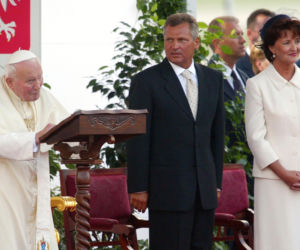 Wiśniewski z Mandaryną cofnęli nas do 2002
