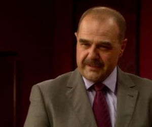 	Ranczo 8 sezon odc. 96. Senator Kozioł (Cezary Żak)