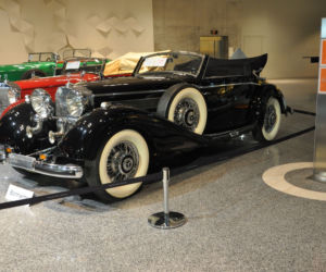 Aukcja zabytkowych Mercedesów w muzeum w Stuttgarcie