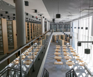 Nowa siedziba uniwersyteckiej biblioteki gotowa! Inwestycja kosztowała ponad 30 mln [ZDJĘCIA]