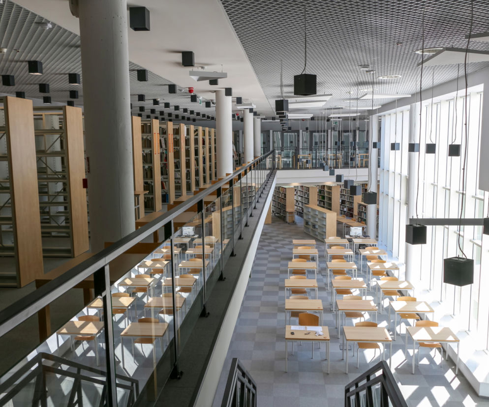 Nowa siedziba uniwersyteckiej biblioteki gotowa! Inwestycja kosztowała ponad 30 mln [ZDJĘCIA]