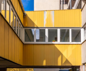 Galeriowiec z Powstańców Śląskich 112-122 we Wrocławiu