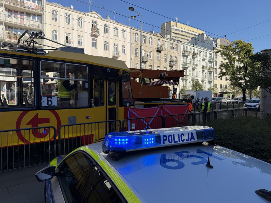 Śmiertelne potrącenie pieszego przez tramwaj. "Ustalamy okoliczności"
