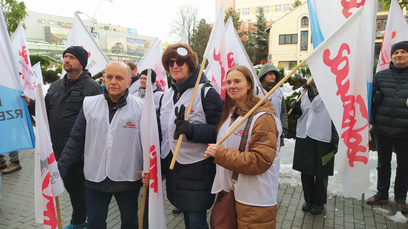 Pikieta nauczycieli w Rzeszowie