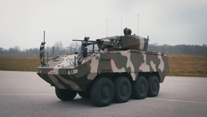 Program SAFE w Rumunii. Armia inwestuje w Piranha 5, Lynx i polskie drony Warmate