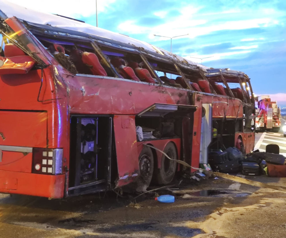 Tragiczny wypadek autokaru na autostradzie A4. Zdjęcia ratowników medycznych