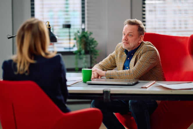 Na Wspólnej, odcinek 4191: Policja tuszuje sprawę Cieślika, a jego rodzina staje się celem publicznych oskarżeń